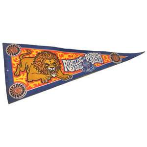 VTG 1983 Ringling Bros. and Barnum & Bailey Circus Blue Felt Pennant Lion Flames